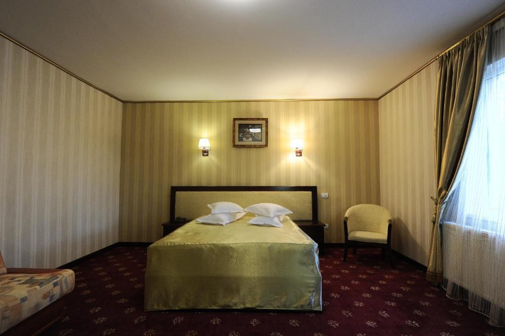 Hotel Mondial - Baia Habitación foto